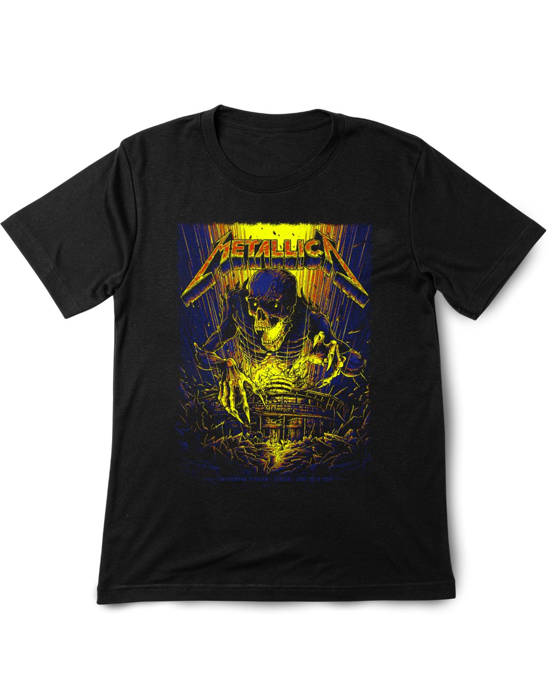 Black t-shirt with a graphic design featuring a skeleton and 'Metallica' logo on a white background.